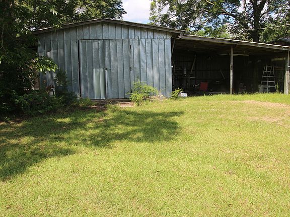 3rd image of 1218 Gibbs Rd