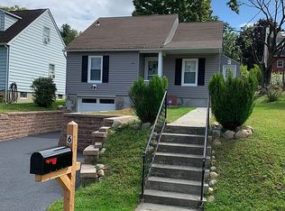 6 Mercer St, Middletown, NY 10940