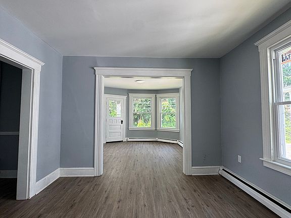 5th image of 509 S Main St #2