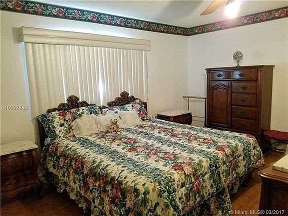 5th image of 8741 NW 17th Pl