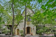 Eastwood Dr-S0207-001.jpg