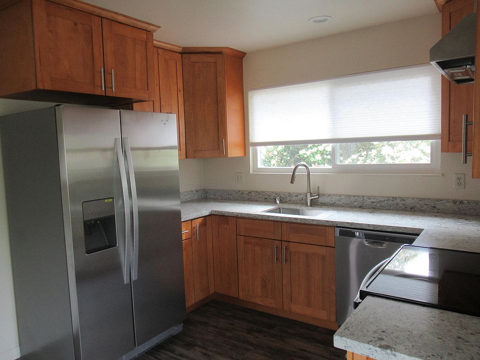 2nd image of 2701 Soscol Ave APT A