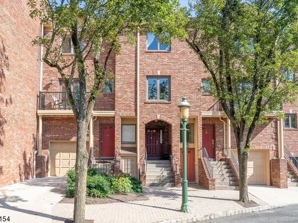 2 MEWS LANE #2, South Orange Village Twp., NJ 07079