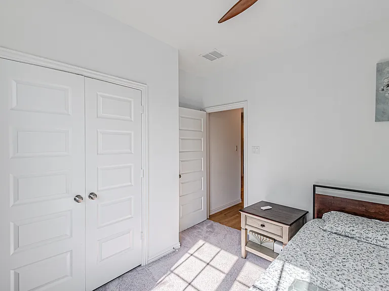 3508 Crescent Ln — Photo 16