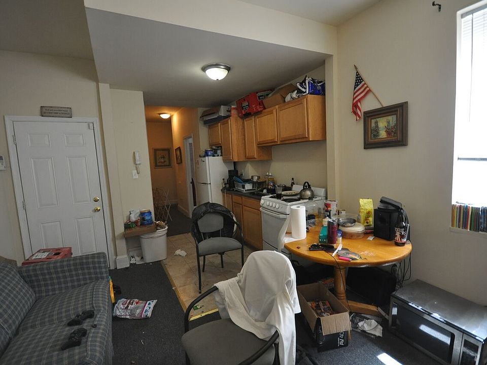 1st image of 1867 N Willington St