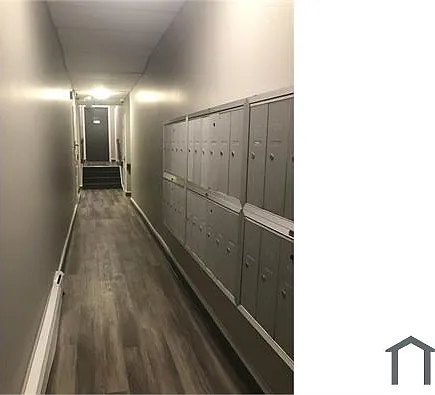 2 bed, 700 sqft, $2,950 — Photo 2
