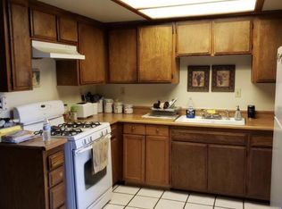 12160 Algonquin Rd, Apple Valley, CA 92308