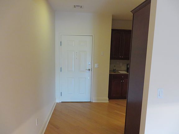 3rd image of 257 Central Park Ave APT 3B