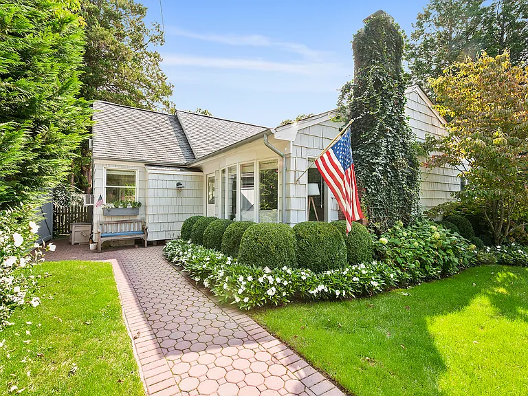 6 Wooleys Dr — Photo 3