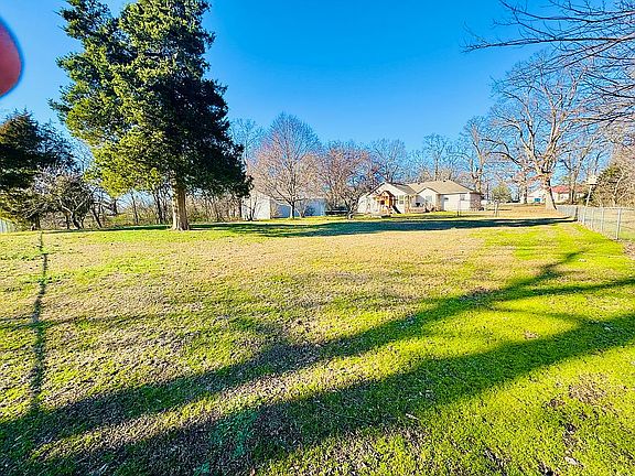 3rd image of 5808 Quail Meadows Dr