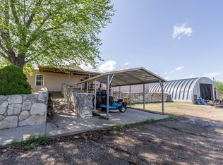 15725 Settlers Rd, Wamego, KS 66547