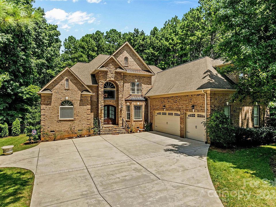 1st image of 106 Liva Ln