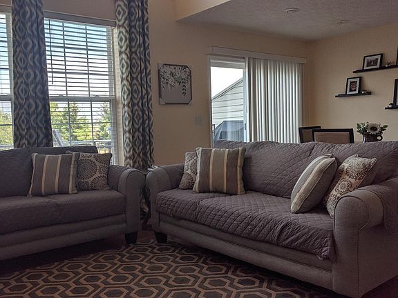 Living and Dinning room in Main floor
