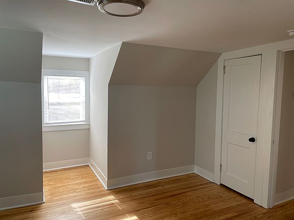 4th image of 1514 N Mebane St