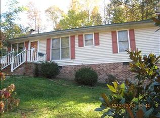 501 Cardinal Ct, South Boston, VA 24592