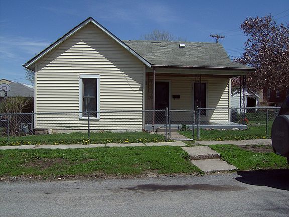 5th image of 105 N 6th St