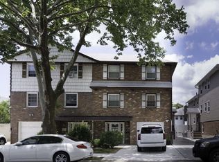 5750 225th St #2, Oakland Gardens, NY 11364