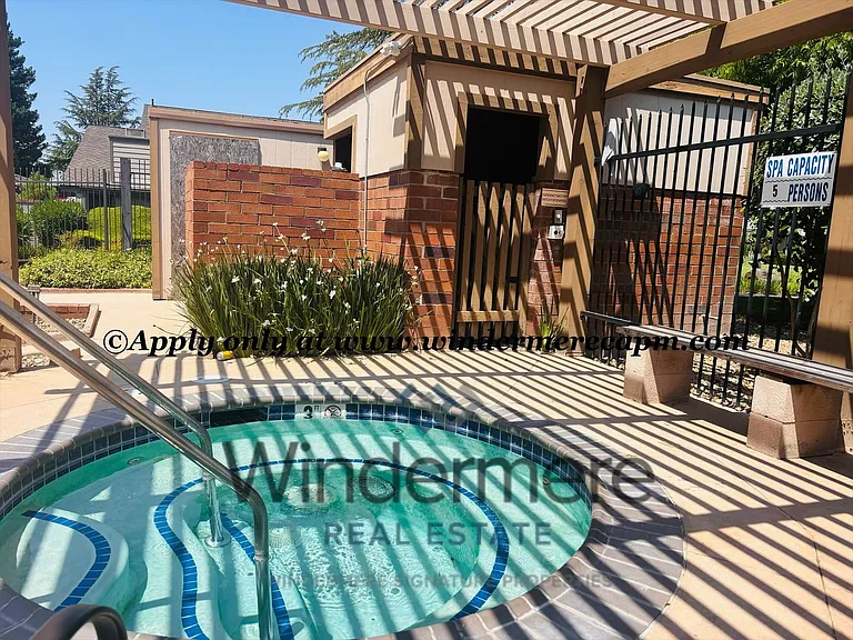 127 Touchstone Pl — Photo 36