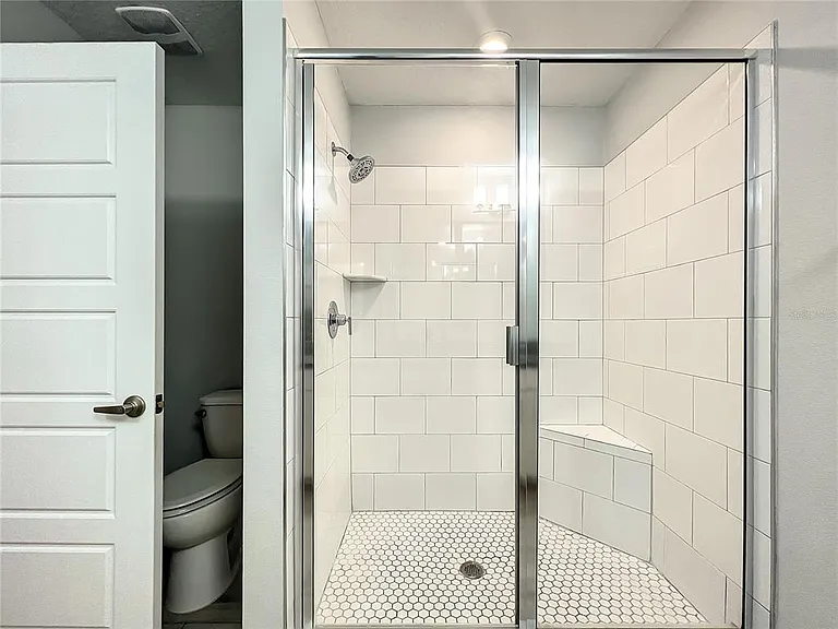 3715 W Wisconsin Ave #3 — Photo 16