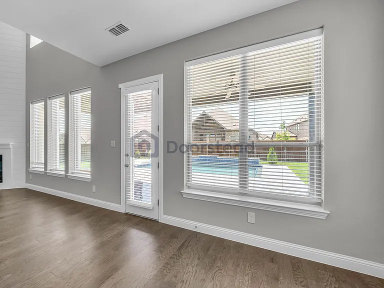 1705 Bellinger Dr — Photo 10