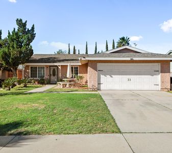 7494 Lemon Street, Fontana, CA, 92336