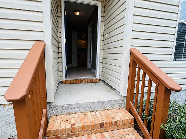 7361 Hollis St — Photo 6