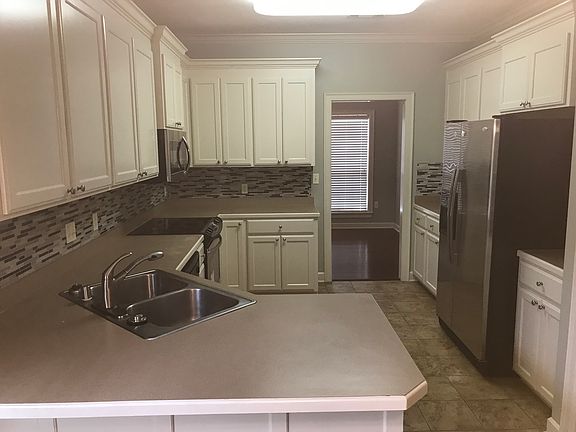 2nd image of 2640 Apple Blossom Ln