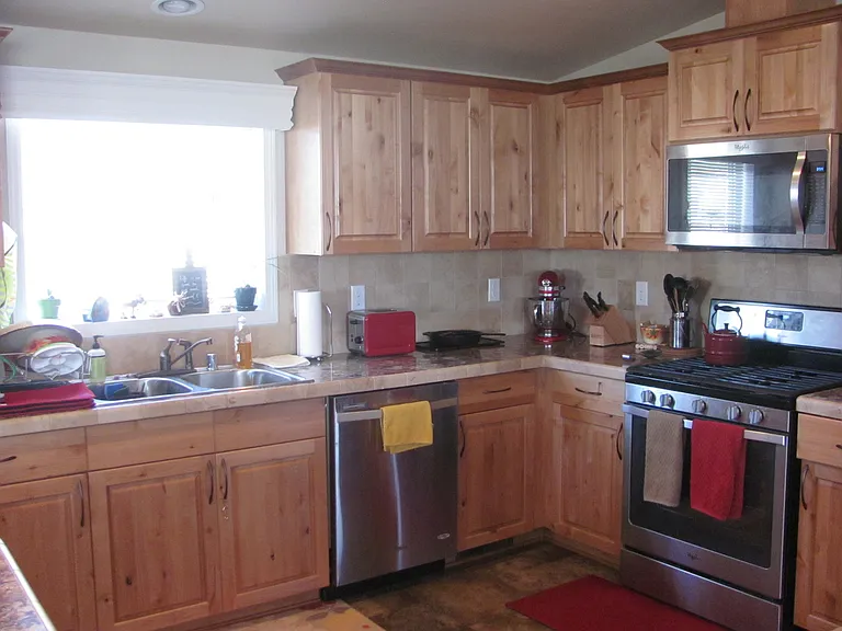 125 E Menefee St — Photo 4