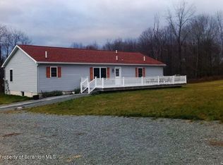 223 Rodenburg Rd, Equinunk, PA 18417