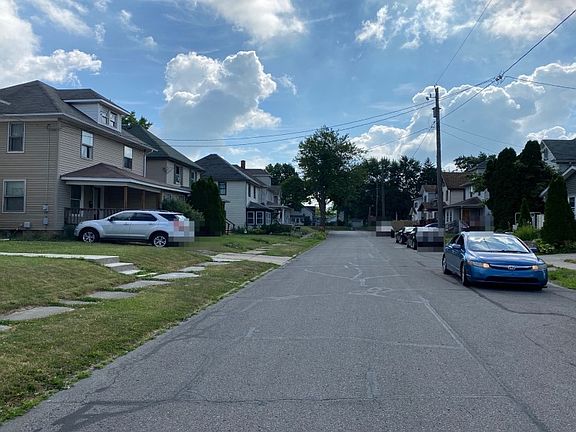 5th image of 211 Michael Ave