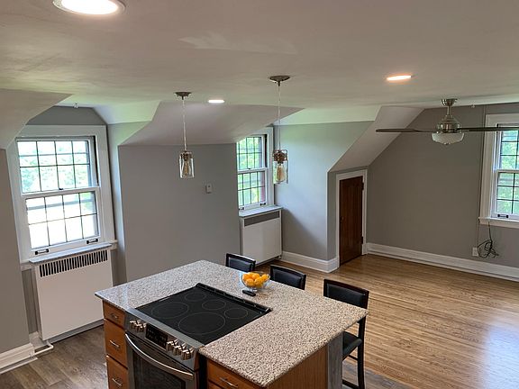 3rd image of 51 Grove Dr #3A