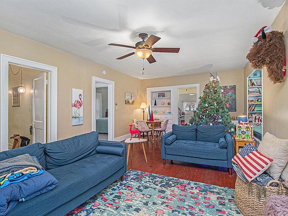 5th image of 913 Dayton Ave
