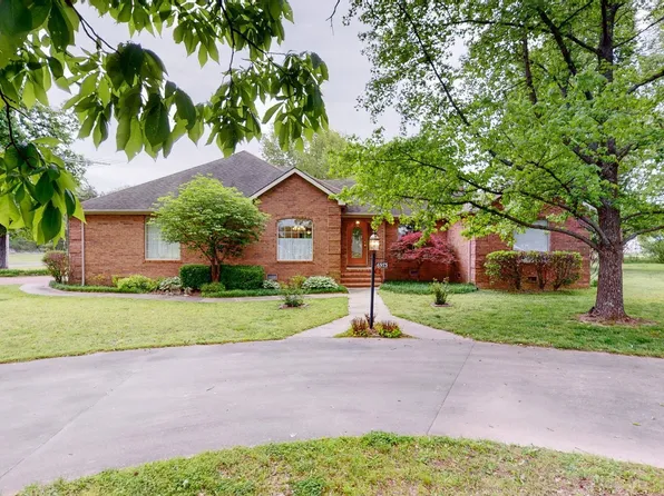6973 State Route 94 W, Murray, KY 42071