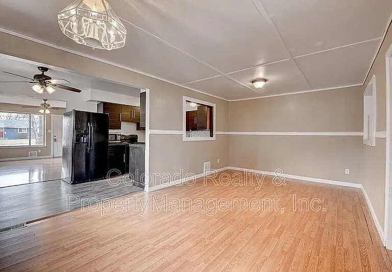 7770 Meade St — Photo 2