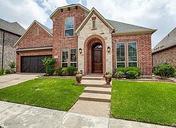 3rd image of 810 Winterwood Ct