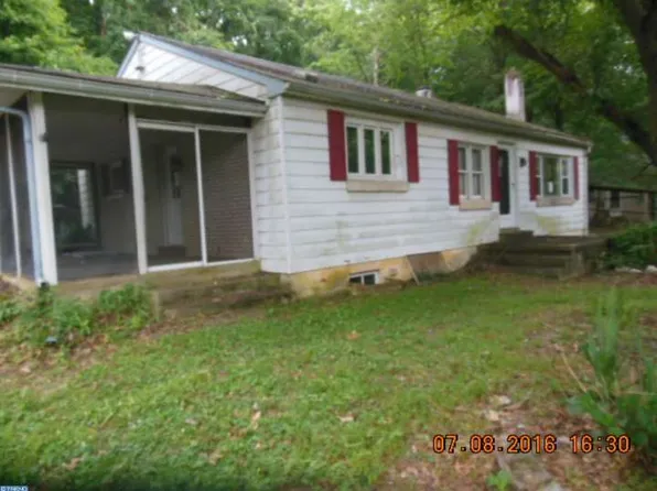 1629 Goosetown Rd, Coatesville, PA 19320
