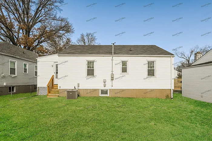 7624 Stanwood Dr — Photo 12