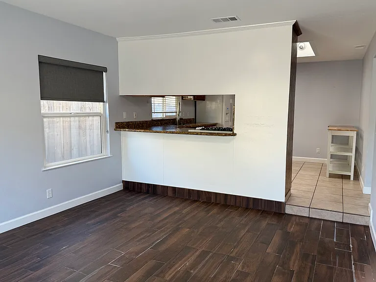 7127 Via Corona — Photo 8