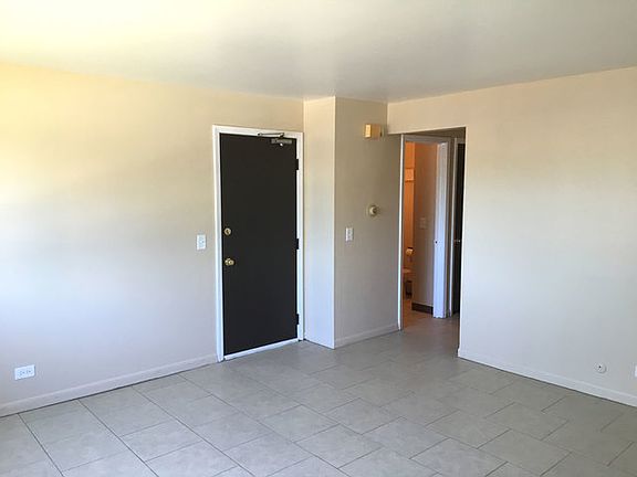 5th image of 336 N Oakwood Ave APT Gn