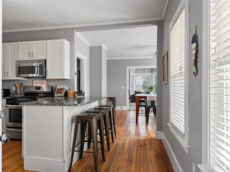 15 Fern Park Ave. — Photo 25
