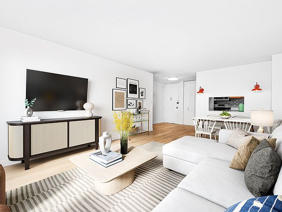 3rd image of 200 E 90th St APT 7G