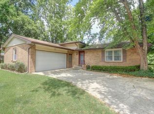 1012 Pinecrest Ct, Rantoul, IL 61866