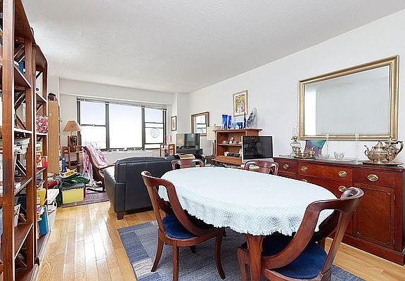 2nd image of 345 E 80th St APT 27A