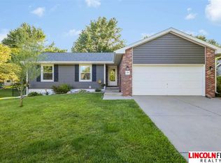 201 Stagecoach Ave, Hickman, NE 68372