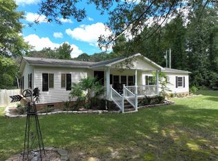 93 Churchill Landing Rd, Prosperity, SC 29127