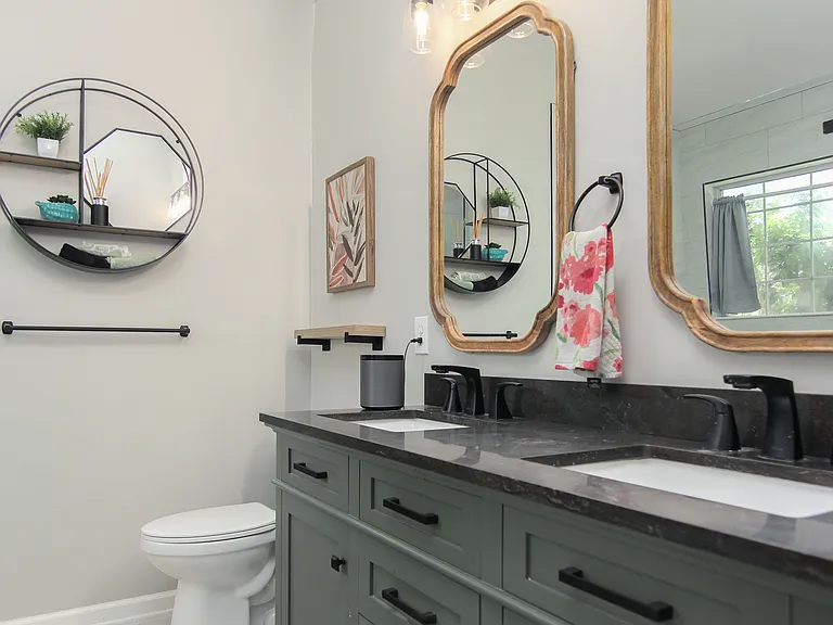 1264 Center Lake Dr — Photo 22
