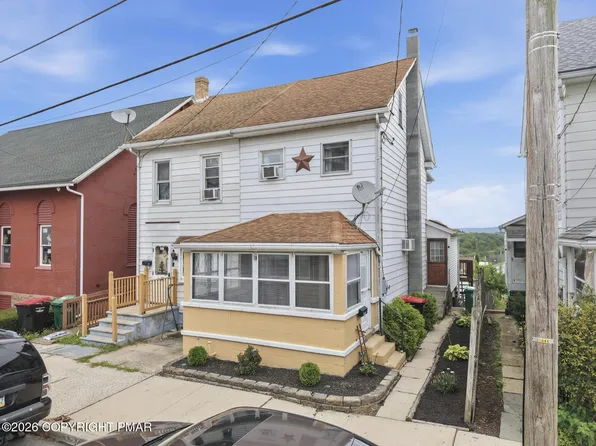 357 N 3rd St, Lehighton, PA 18235