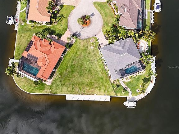 4th image of 402 VALLETTA COURT LOT 11