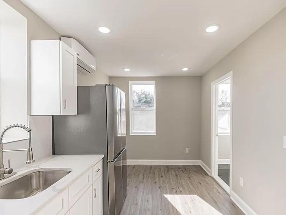 5th image of 1325 Morris St Unit 2