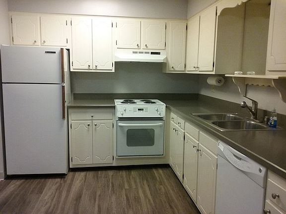 3rd image of 4039 Saratoga Ave APT C224